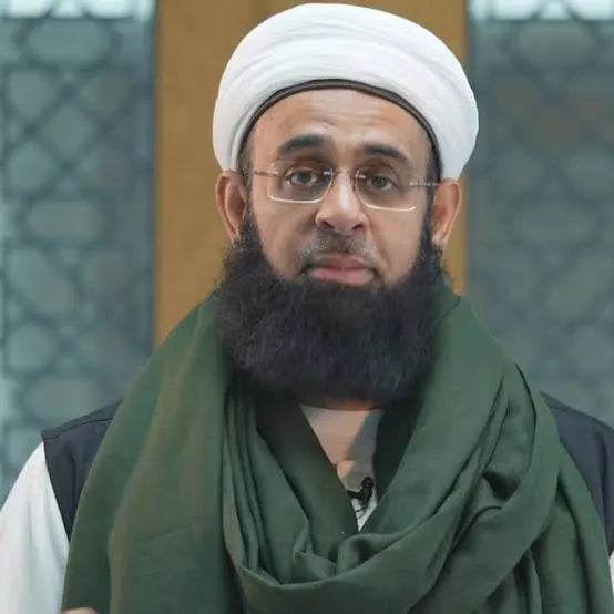 Professional portrait of Abdur-Rahman ibn Yusuf Mangera